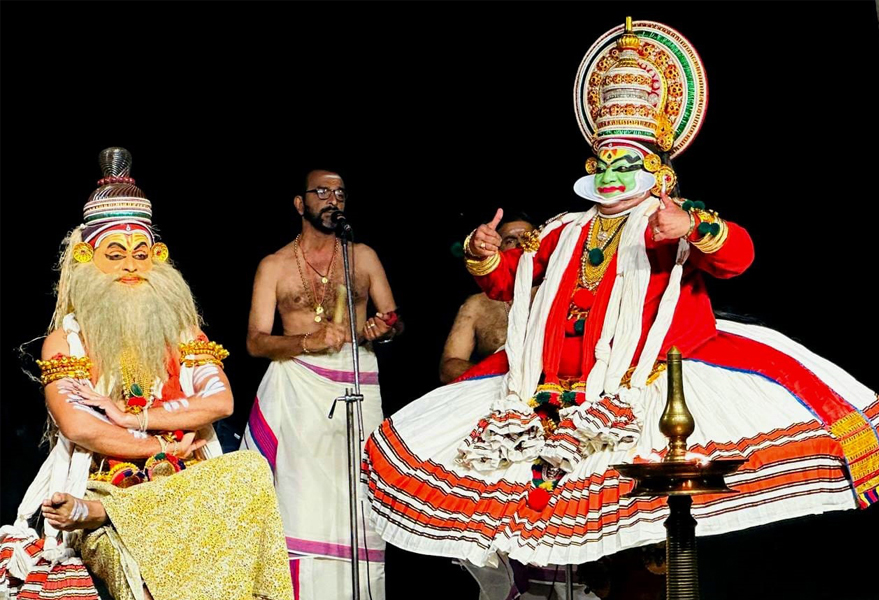 NEELAKANDAN NAMBEESAN KATHAKALY