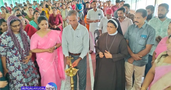ലിറ്റില്‍ ഫ്‌ളവര്‍ എല്‍പി വിദ്യാലയത്തിലെ പിടിഎ ജനറല്‍ ബോഡി യോഗം ബിഎസ് ട്രെയിനിംഗ് ഹബ് ഫൗണ്ടര്‍ ഡയറക്ടറും ഹ്യൂമന്‍ റിസോഴ്സ് പേഴ്‌സണുമായ ബിനു കാളിയാടന്‍ ഉദ്ഘാടനം ചെയ്യുന്നു.