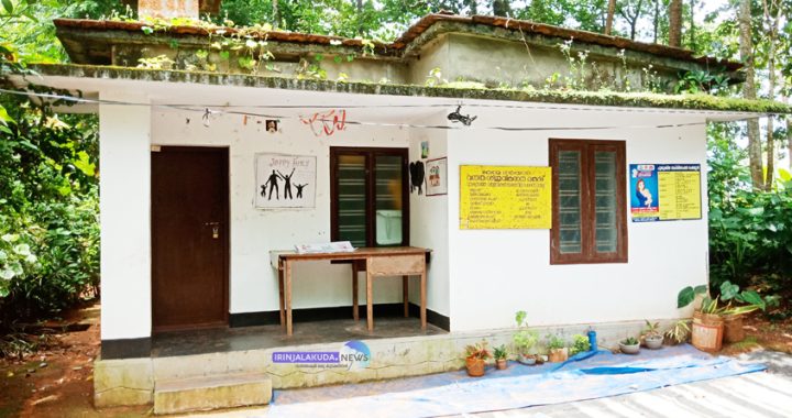 വാടക കെട്ടിടത്തില്‍ പ്രവര്‍ത്തിക്കുന്ന പൊറത്തിശേരി പുറത്താട്ട് വാര്‍ഡിലെ അങ്കണവാടി.