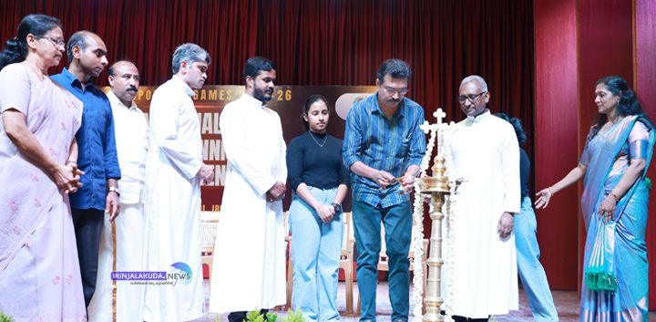 ഇരിങ്ങാലക്കുട ഡോണ്‍ബോസ്‌കോ സെന്‍ട്രല്‍ സ്‌കൂളില്‍ സിഐഎസ്‌സിഇ ദേശീയ ടേബിള്‍ ടെന്നീസ് ടൂര്‍ണമെന്റ് ഇരിങ്ങാലക്കുട റവന്യൂ ഡിവിഷണല്‍ ഓഫീസര്‍ ഷിബു പോള്‍ ഉദ്ഘാടനം ചെയ്യുന്നു.