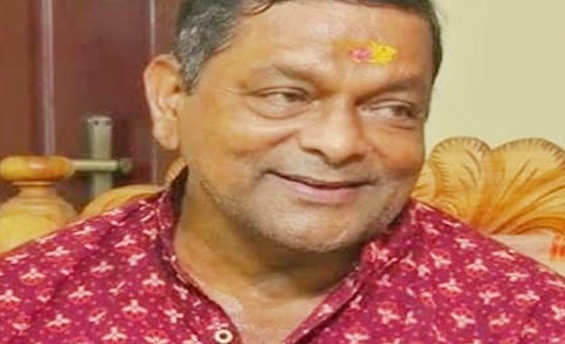 കലാമണ്ഡലം രാമചന്ദ്രന് ഉണ്ണിത്താന്.