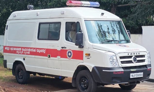 തൃശൂര്‍ റൂറല്‍ പോലീസിന് ലഭിച്ച മൊബൈല്‍ ഫോറന്‍സിക് വാഹനം.