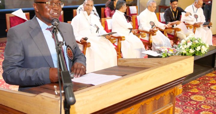 ക്രൈസ്റ്റ് കോളജ് പിജി ആന്‍ഡ് റിസര്‍ച്ച് സോഷ്യല്‍ വര്‍ക്ക് വിഭാഗം സംഘടിപ്പിച്ച അന്താരാഷ്ട്ര കോണ്‍ഫറന്‍സ് 
കാത്തലിക് യൂണിവേഴ്‌സിറ്റി (കെനിയ) ഡെപ്യൂട്ടി വൈസ് ചാന്‍സലര്‍ ജസ്റ്റ്സ് എം. മുന്‍യോക്കി ഉദ്ഘാടനം ചെയ്യുന്നു.