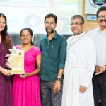 കാഴ്ചകള്‍ക്കുവേണ്ടി മാത്രമല്ല കാഴ്ചപ്പാടുകള്‍ക്കുവേണ്ടികൂടിയാണ് യാത്രകള്‍ ചെയ്യേണ്ടത് സഞ്ചാരസാഹിത്യകാരി ഡോ. മിത്രാ സതീഷ്