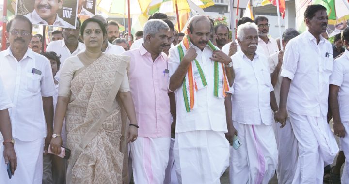 ഇരിങ്ങാലക്കുട നിയോജക മണ്ഡലത്തിലെ യുഡിഎഫ് സ്ഥാനാര്‍ഥി അഡ്വ. തോമസ് ഉണ്ണിയാടന്റെ തെരഞ്ഞെടുപ്പ് പ്രചരണ പരിപാടികള്‍ക്ക് തുടക്കം കുറിച്ചുകൊണ്ട് നടന്ന റോഡ് ഷോ.