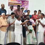 കാട്ടൂര്‍ പഞ്ചായത്തിലെ മഹാത്മാഗാന്ധി ദേശീയ ഗ്രാമീണ തൊഴിലുറപ്പ് പദ്ധതി പ്രവര്‍ത്തകര്‍ക്കും ഹരിതകര്‍മ്മ സേനാംഗങ്ങള്‍ക്കും സുരക്ഷാ ഉപകരണങ്ങള്‍ വിതരണം ചെയ്തു