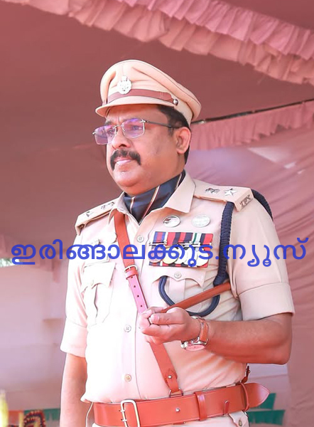 ബി. ​കൃ​ഷ്ണ​കു​മാ​ർ.
