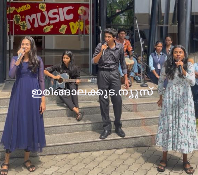 അര്‍ബുദരോഗം ബാധിച്ച് ചികിത്സയില്‍ കഴിയുന്ന ഡോണ്‍ ബോസ്‌കോ സ്‌കൂളിലെ മുന്‍വിദ്യാര്‍ഥിയുടെ ചികിത്സാ സഹായത്തിനായി ഡോണ്‍ ബോസ്‌കോ സെന്‍ട്രല്‍ സ്‌കൂളിലെ വിദ്യാര്‍ഥികള്‍ സംഘടിപ്പിച്ച സംഗീതവിരുന്ന്.