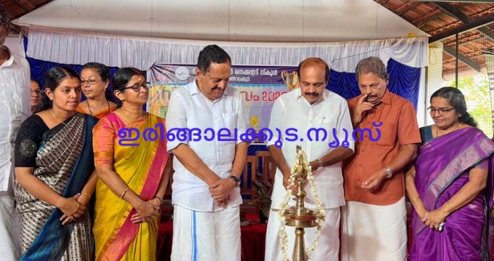 ഇരിങ്ങാലക്കുട നാഷണല്‍ സ്‌കൂളില്‍ സംഘടിപ്പിച്ച വിജയോത്സവവും എംഎല്‍എ എക്‌സലന്‍സ് അവാര്‍ഡ് ദാനചടങ്ങും അഡ്വ. തോമസ്് ഉണ്ണിയാടന്‍ എംഎല്‍എ ഉദ്ഘാടനം ചെയ്യുന്നു.