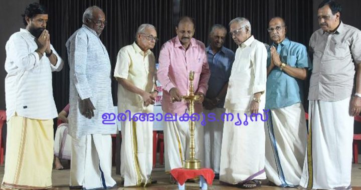 സമസ്ത കേരള വാരിയര്‍ സമാജം 48 ാം സംസ്ഥാന സമ്മേളനം സംസ്ഥാന പ്രസിഡന്റ് പി.കെ. മോഹന്‍ദാസ് ഉദ്ഘാടനം ചെയ്യുന്നു.