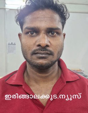 നിയാസ്.